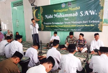 MC-Pengajian-Maulid-di-Pesantren